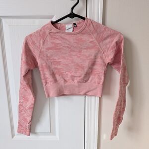Pink Camo Long Sleeve Crop Top